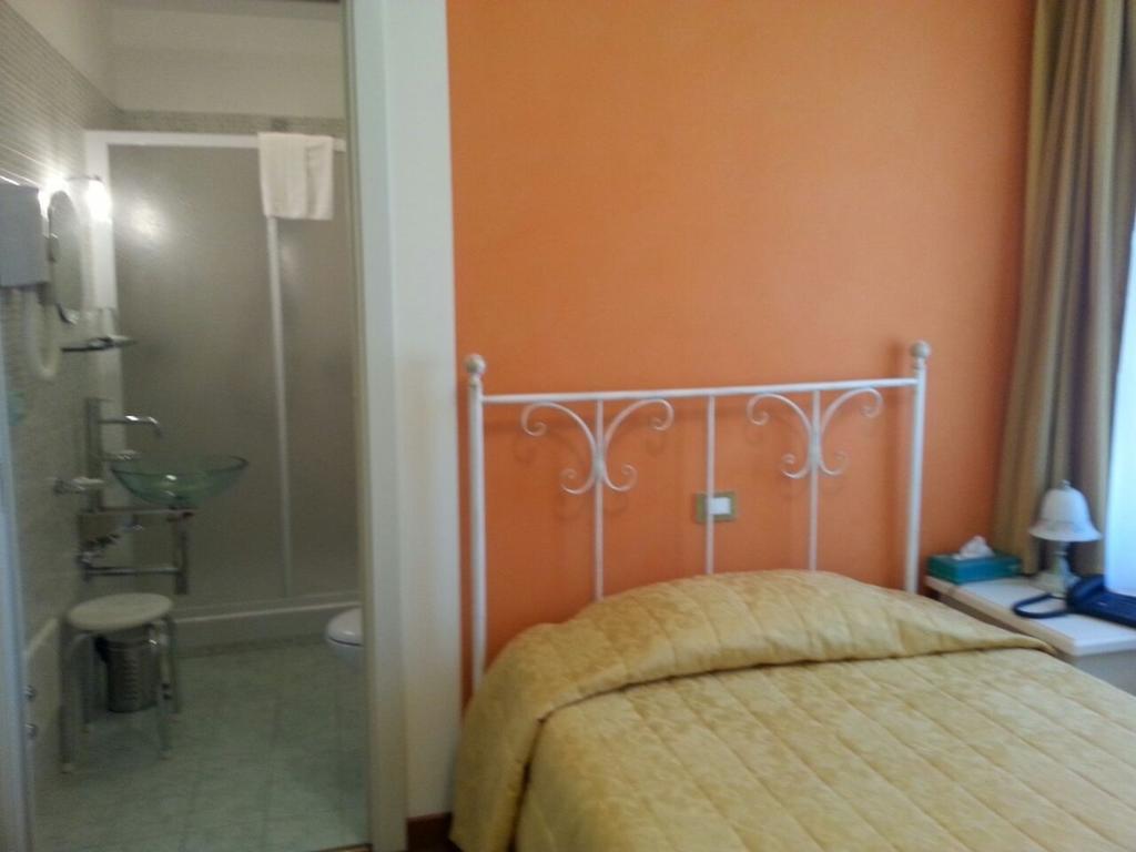 Hotel Ristorante Ruatta San Maurizio ห้อง รูปภาพ